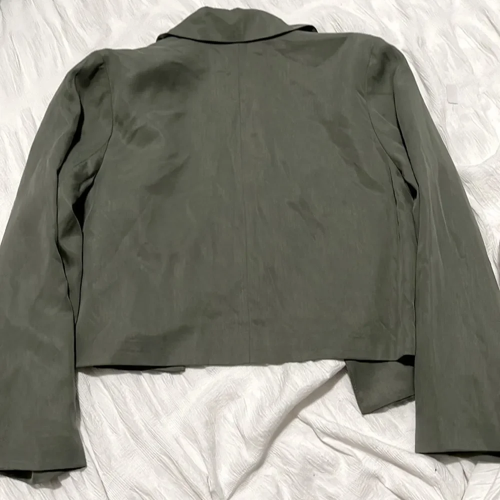 NWT- Banana Republic - 4 & 14 - Picture 2 of 6